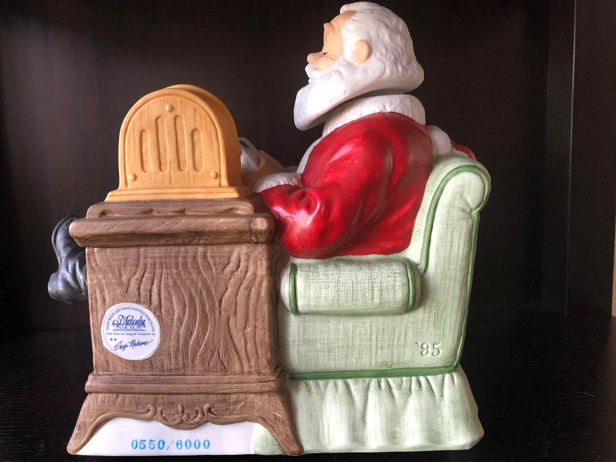 Santa Claus 1995 "Melody in Motion" Collection550 56 Memory Lane