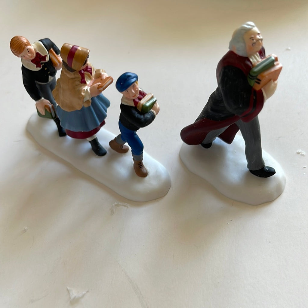 Following The Leader (Set of 2)