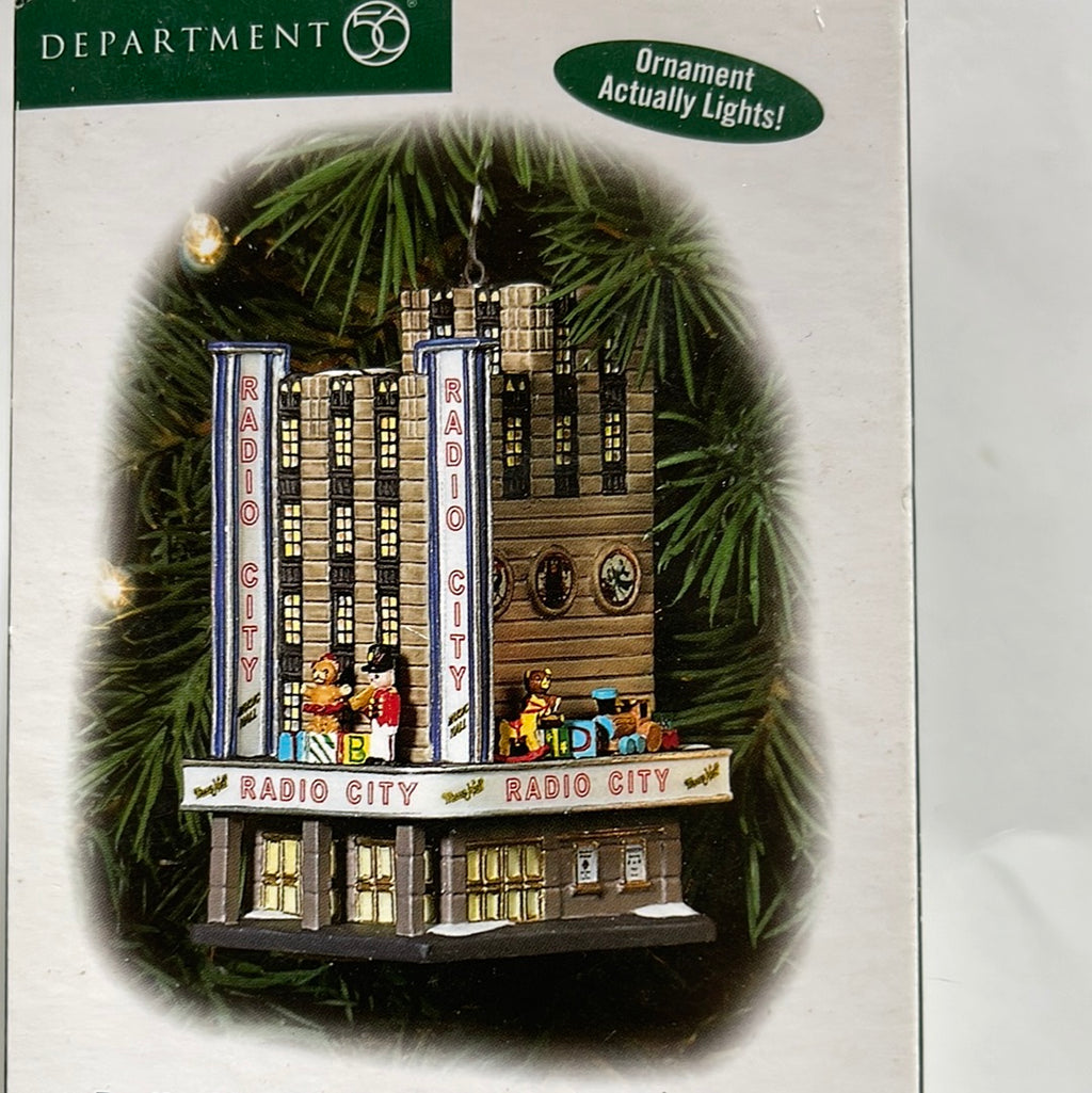 Department 56 Christmas in the City Music Emporium 55310